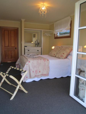 Отель Magnolia Cottage  Крайстчерч